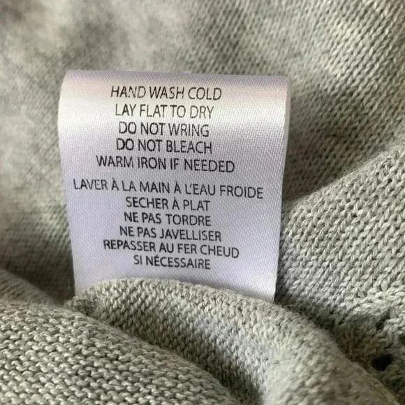 Bellini delicate knit sweater with 3/4 sleeves and v neck - Picture 7 of 8